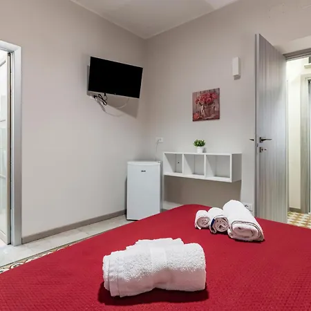 Guesthost - Aria Di Relax - Cappuccini Lovely Apartment *